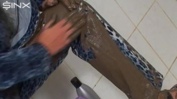 Mud Covered Hottie Rinses Off In Shower Screencap 8 on www.sinx.com