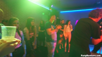 Party Hardcore Gone Crazy Vol. 36 Part 3 - Cam 3 Screencap 67 on www.sinx.com