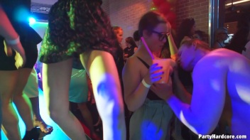 Party Hardcore Gone Crazy Vol. 36 Part 3 - Cam 3 Screencap 19 on www.sinx.com