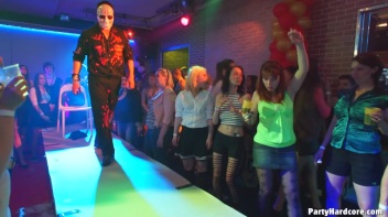 Party Hardcore Gone Crazy Vol. 36 Part 3 - Cam 3 Screencap 47 on www.sinx.com