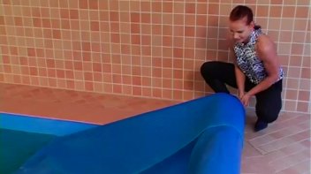 Splish Splash Eurobaabe Fun Screencap 12 on www.sinx.com