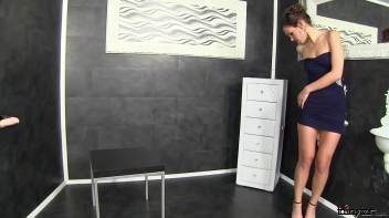 Accepting The Mess By Giving It Her Best Screencap 4 on www.sinx.com