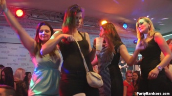 Party Hardcore Gone Crazy Vol. 9 Part 6 - Cam 3 Screencap 68 on www.sinx.com