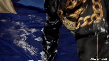 Sensual Shaving Cream Rubdown Screencap 43 on www.sinx.com