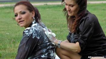 Creamy In Public Eurobabes Screencap 60 on www.sinx.com