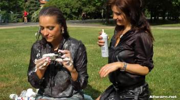 Creamy In Public Eurobabes Screencap 76 on www.sinx.com