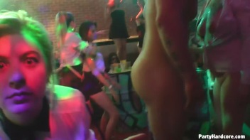 Party Hardcore Gone Crazy Vol. 35 Part 5 - Cam 2 Screencap 116 on www.sinx.com
