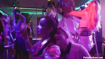 Party Hardcore Gone Crazy Vol. 35 Part 5 - Cam 2 Screencap 119 on www.sinx.com