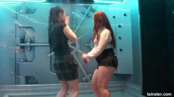 Sweet girls getting the wetlook Screencap 2 on www.sinx.com