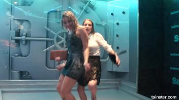 Sweet girls getting the wetlook Screencap 75 on www.sinx.com