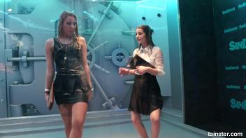 Sweet girls getting the wetlook Screencap 76 on www.sinx.com