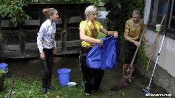 High Class Garden Mess Screencap 71 on www.sinx.com