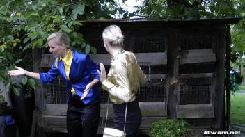 High Class Garden Mess Screencap 1 on www.sinx.com