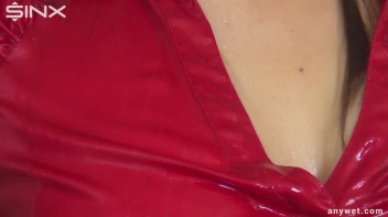 Wet And Messy From The Inside Out Screencap 46 on www.sinx.com