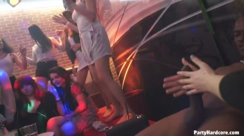 Party Hardcore Gone Crazy Vol. 34 Part 6 - Cam 2 Screencap 84 on www.sinx.com