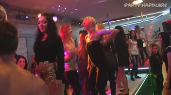 Party Hardcore Gone Crazy Vol. 14 Part 6 - Cam 1 Screencap 58 on www.sinx.com