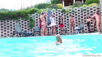 Private Pool Vol. 1 Part 3 Screencap 75 on www.sinx.com