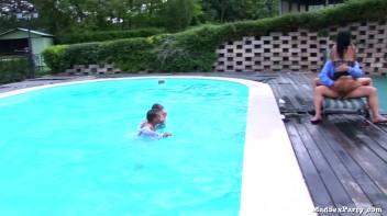 Private Pool Vol. 1 Part 3 Screencap 10 on www.sinx.com