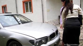 Luxury Cars Make This Chick Ready To Ride Screencap 5 on www.sinx.com