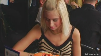 Pissy Pussy Pie Screencap 9 on www.sinx.com