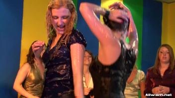 Jersie Girl Goes Hard In The Pit! Screencap 21 on www.sinx.com