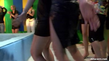 Jersie Girl Goes Hard In The Pit! Screencap 42 on www.sinx.com