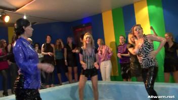 Jersie Girl Goes Hard In The Pit! Screencap 59 on www.sinx.com