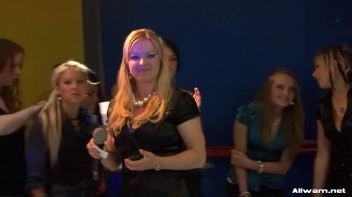 Jersie Girl Goes Hard In The Pit! Screencap 63 on www.sinx.com