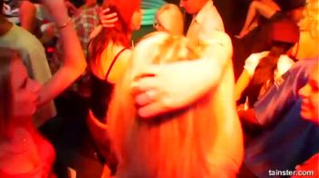 Eurobabe Olympics Part 1 - Cam 3 Screencap 19 on www.sinx.com