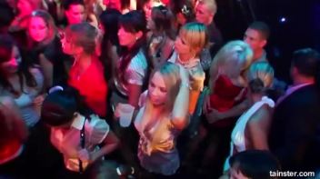 Eurobabe Olympics Part 1 - Cam 3 Screencap 2 on www.sinx.com