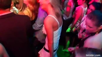 Eurobabe Olympics Part 1 - Cam 3 Screencap 30 on www.sinx.com