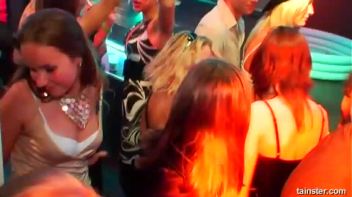 Eurobabe Olympics Part 1 - Cam 3 Screencap 37 on www.sinx.com
