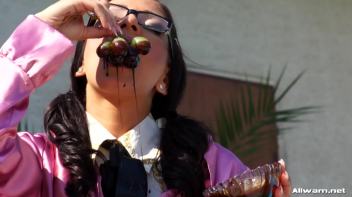 Jealousy Drenched The Fashion Show Screencap 30 on www.sinx.com