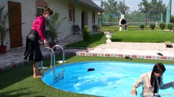 Jealousy Drenched The Fashion Show Screencap 79 on www.sinx.com