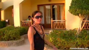 Wetlook In Paradise Screencap 69 on www.sinx.com