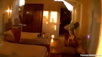 Wetlook In Paradise Screencap 70 on www.sinx.com