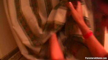 Wetlook In Paradise Screencap 8 on www.sinx.com