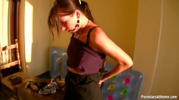 Wetlook In Paradise Screencap 2 on www.sinx.com