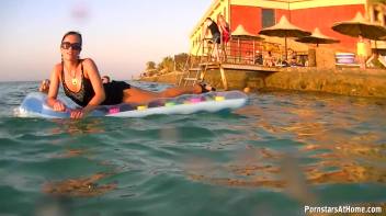 Wetlook In Paradise Screencap 37 on www.sinx.com