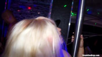 International Summer Lovin' Part 4 - Lesbo Cam Screencap 21 on www.sinx.com