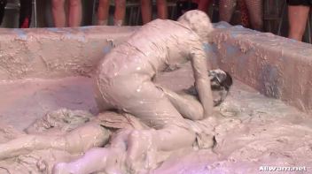 Miss Skinny Stuffed With Mud Screencap 24 on www.sinx.com