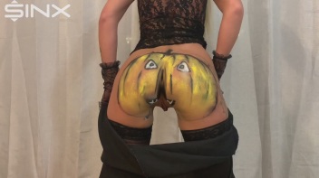 Horny Halloween... Screencap 4 on www.sinx.com