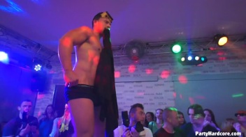 Party Hardcore Gone Crazy Vol. 33 Part 4 - Cam 4 Screencap 35 on www.sinx.com