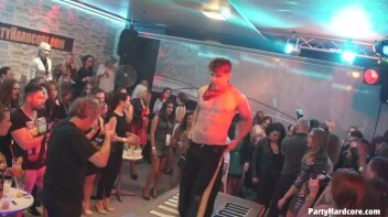Party Hardcore Gone Crazy Vol. 31 Part 1 - Cam 2 Screencap 89 on www.sinx.com
