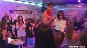Party Hardcore Gone Crazy Vol. 31 Part 1 - Cam 2 Screencap 95 on www.sinx.com