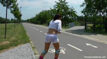Post Rollerblading Wet-Down Screencap 100 on www.sinx.com