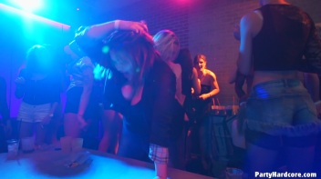 Party Hardcore Gone Crazy Vol. 36 Part 6 - Cam 1 Screencap 28 on www.sinx.com