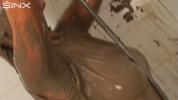 Mud Covered Hottie Rinses Off In Shower Screencap 40 on www.sinx.com