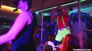 Party Hardcore Gone Crazy Vol. 38 Part 7 - Cam 3 Screencap 71 on www.sinx.com