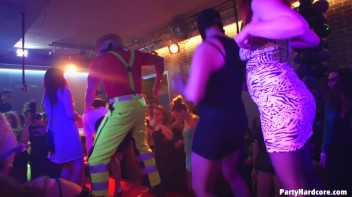 Party Hardcore Gone Crazy Vol. 38 Part 7 - Cam 3 Screencap 76 on www.sinx.com